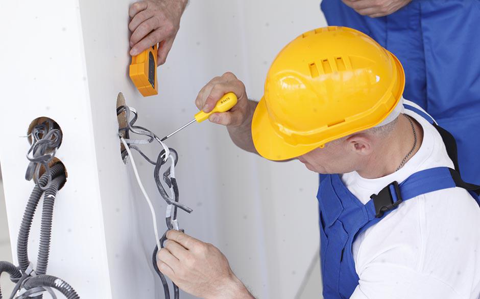 cherche électricien Créteil